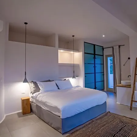 Aura Seaview Sunset Pool W Night Security Guard - Six Bedrooms *
