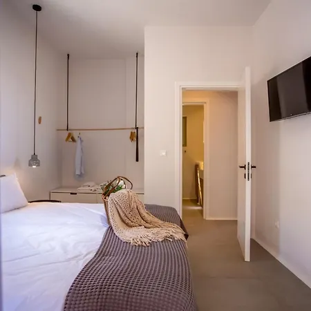 Aura Seaview Sunset Pool W Night Security Guard - Six Bedrooms *