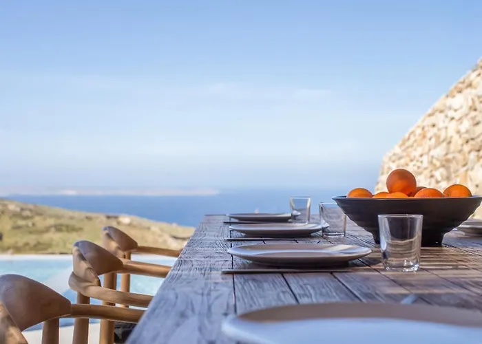 Aura Seaview Sunset Pool - Six Bedrooms וילה