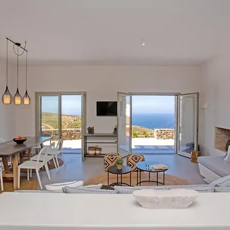 Aura Seaview Sunset Pool - Six Bedrooms