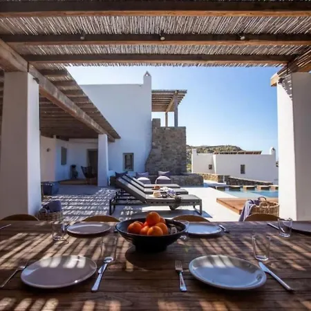Villa Aura Seaview Sunset Pool - Six Bedrooms