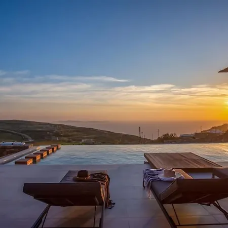 Villa Aura Seaview Sunset Pool - Six Bedrooms *
