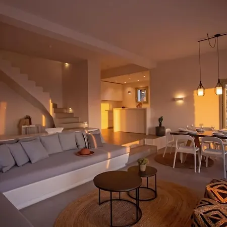 Aura Seaview Sunset Pool - Six Bedrooms Fanári